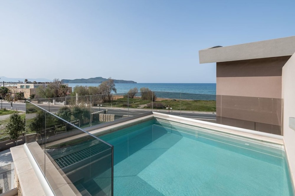 Cretan Dream Resort and Spa — Swimming pool in Chania