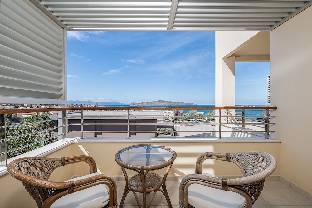 Cretan Dream Resort and Spa — Hotel rooms in Chania