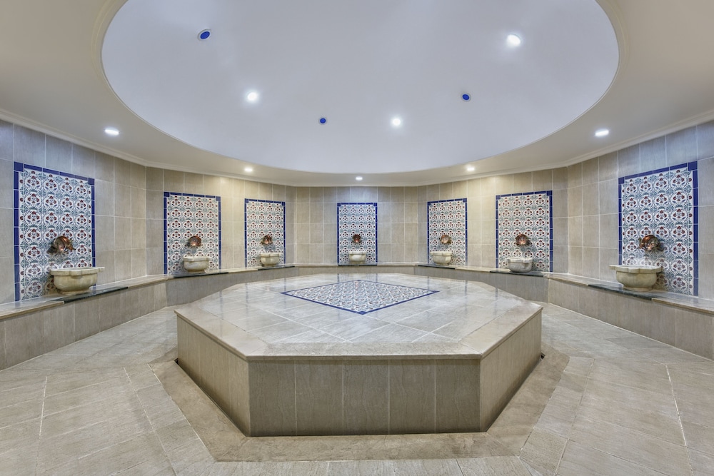 Delphin Deluxe Resort Hotel - All Inclusive — Spa in Okurcalar