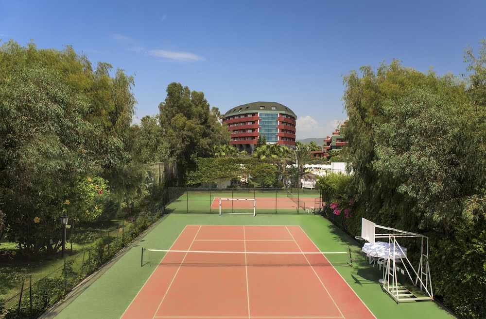 Delphin Deluxe Resort Hotel - All Inclusive — Sports & recreation in Okurcalar