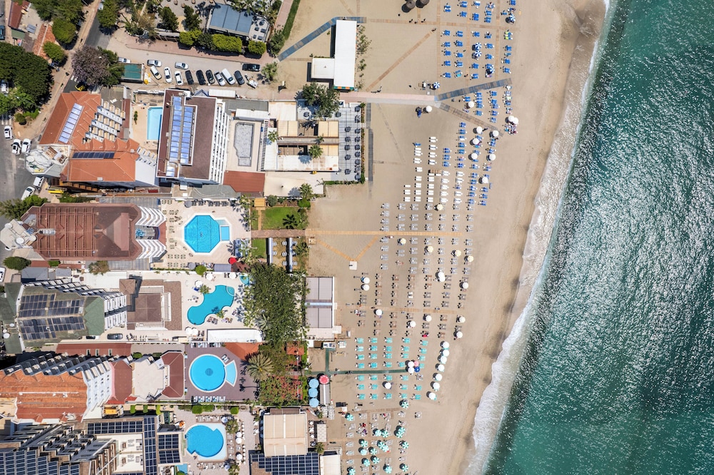 Elysee Beach Hotel — Main photo in Alanya