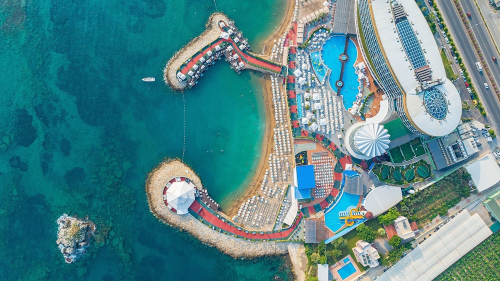 Granada Luxury Resort Okurcalar - All Inclusive — Beach in Okurcalar