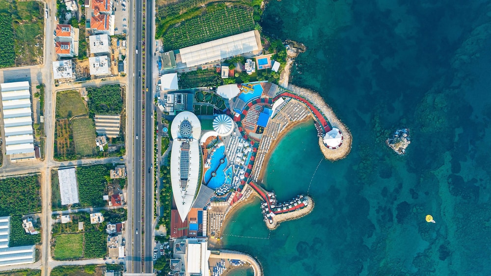 Granada Luxury Resort Okurcalar - All Inclusive — Beach in Okurcalar