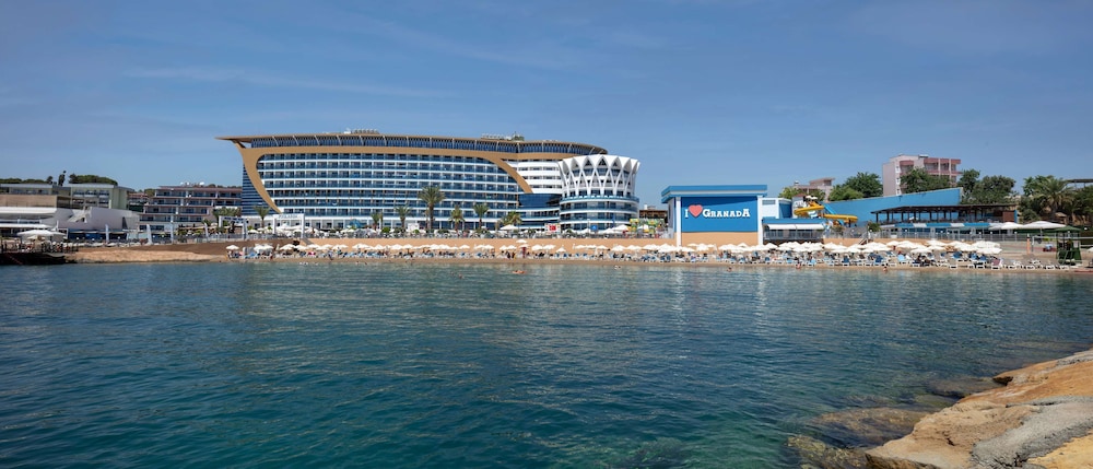 Granada Luxury Resort Okurcalar - All Inclusive — Beach in Okurcalar
