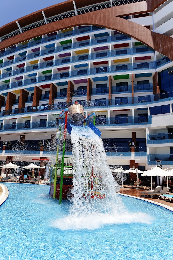 Granada Luxury Resort Okurcalar - All Inclusive — Attractions for children in Okurcalar