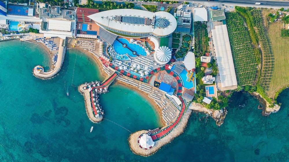 Granada Luxury Resort Okurcalar - All Inclusive — Beach in Okurcalar
