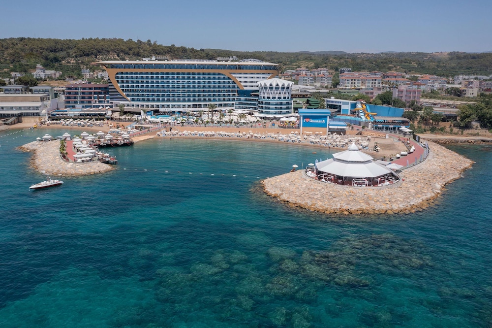 Granada Luxury Resort Okurcalar - All Inclusive — Beach in Okurcalar