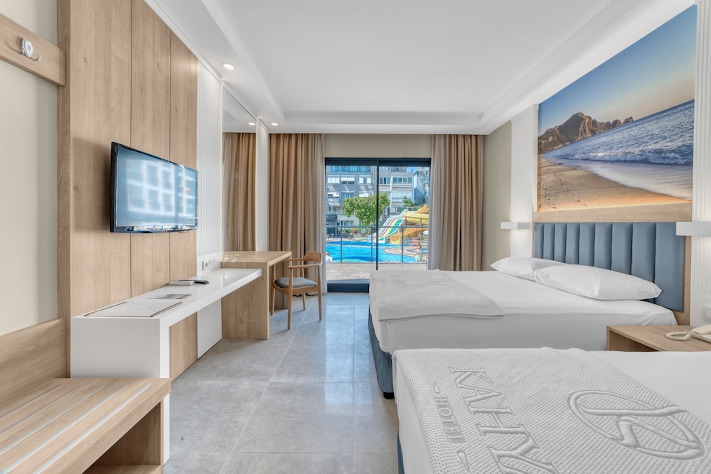 Kahya Hotel — Hotel rooms in Alanya