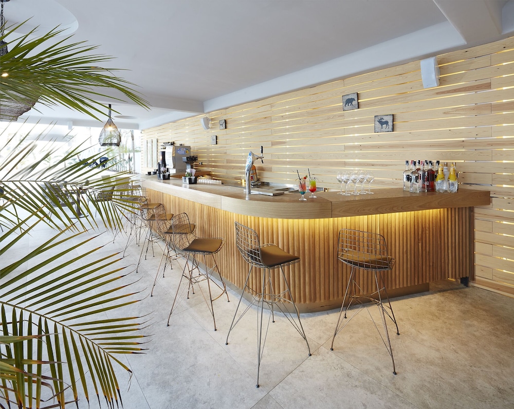 Lalila Blue Suites — Restaurant & bars in Marmaris, Mugla