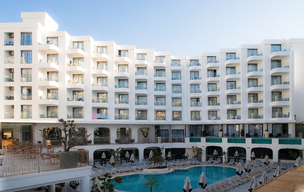 Lalila Blue Suites — Hotel building in Marmaris, Mugla