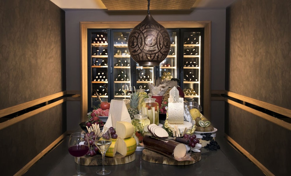 Lalila Blue Suites — Restaurant & bars in Marmaris, Mugla
