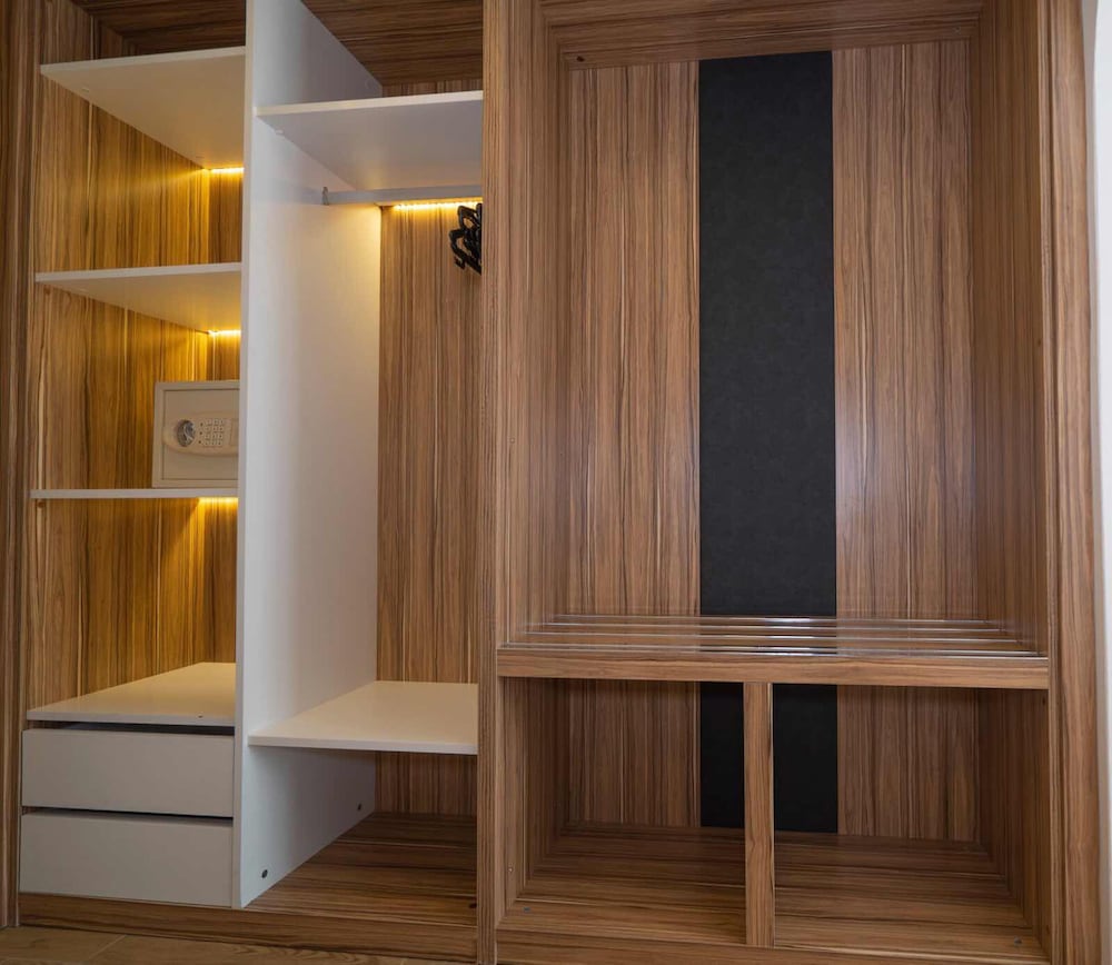 Kleopatra Celine Hotel — Hotel rooms in Alanya