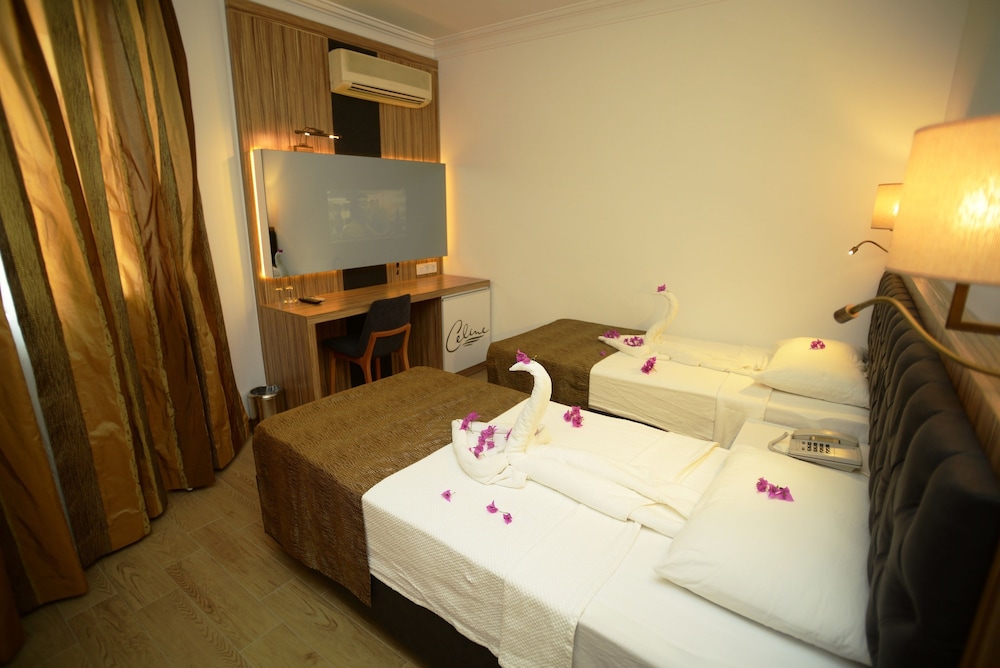 Kleopatra Celine Hotel — Hotel rooms in Alanya