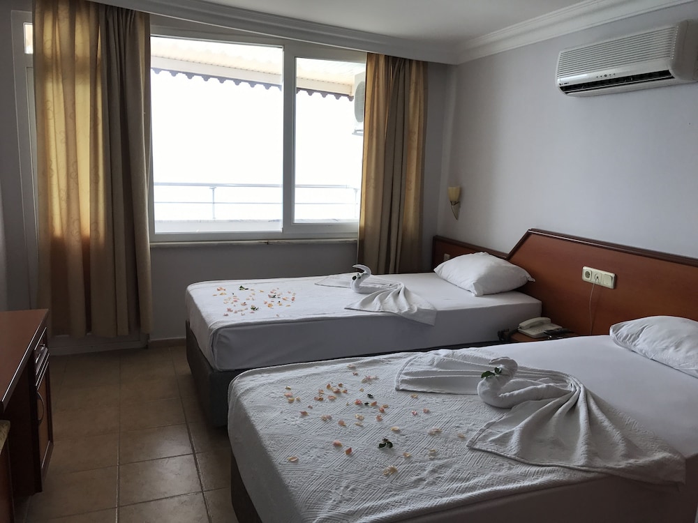Muz Hotel - All Inclusive — Hotel rooms in Alanya