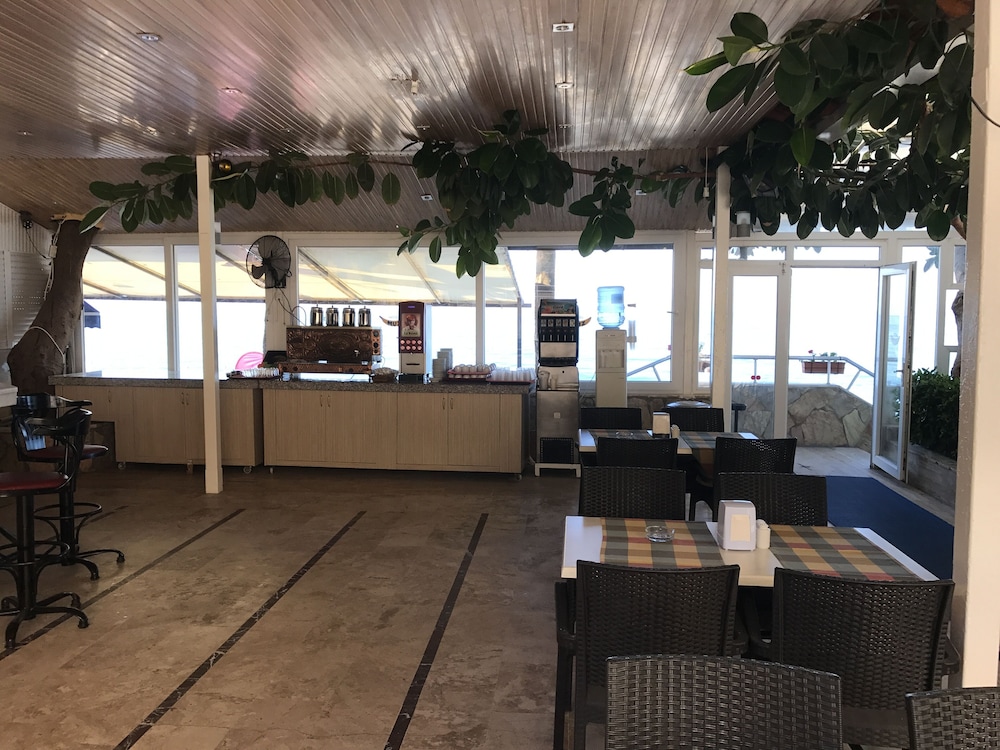 Muz Hotel - All Inclusive — Restaurant & bars in Alanya