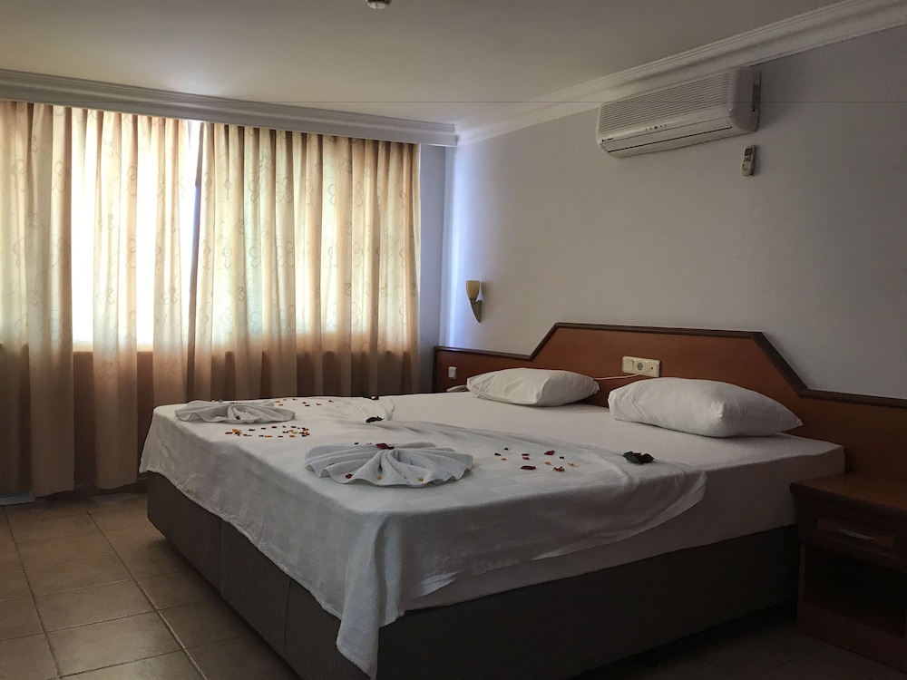 Muz Hotel - All Inclusive — Hotel rooms in Alanya