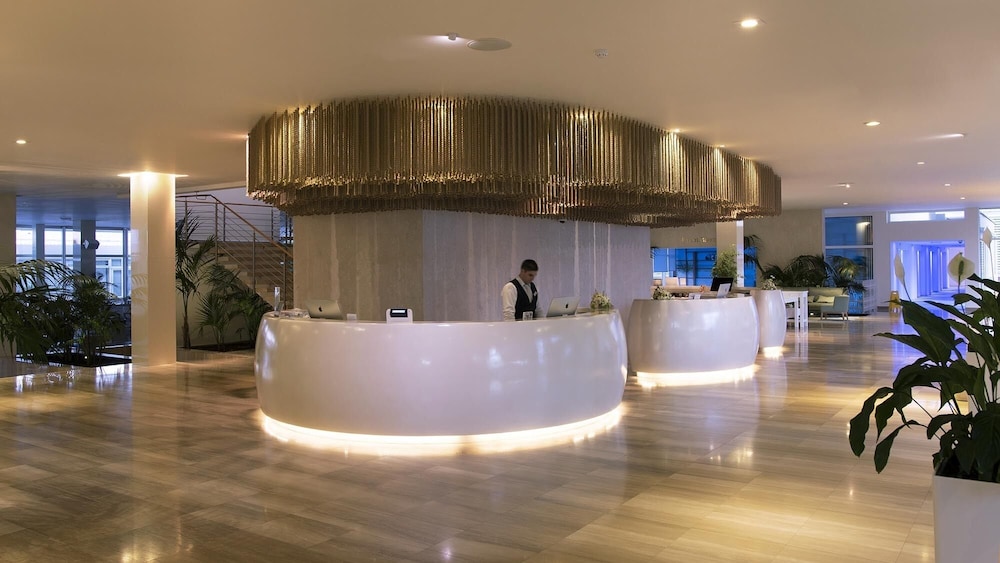 Amadria Park Beach Hotel Jure — Hotel building in Šibenik, Šibenik-Knin