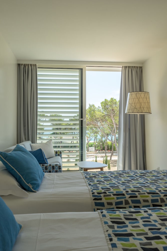 Amadria Park Beach Hotel Jure — Hotel rooms in Šibenik, Šibenik-Knin
