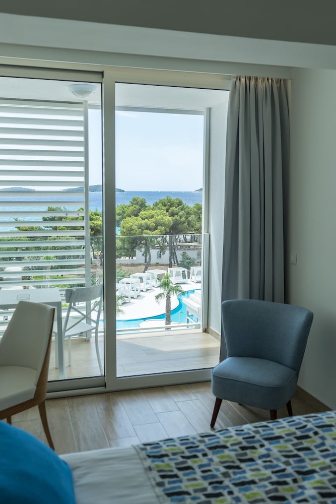 Amadria Park Beach Hotel Jure — Hotel rooms in Šibenik, Šibenik-Knin