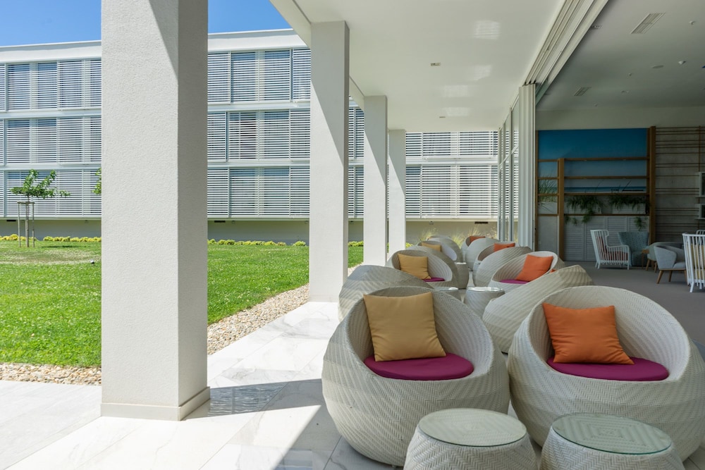 Amadria Park Beach Hotel Jure — Hotel building in Šibenik, Šibenik-Knin