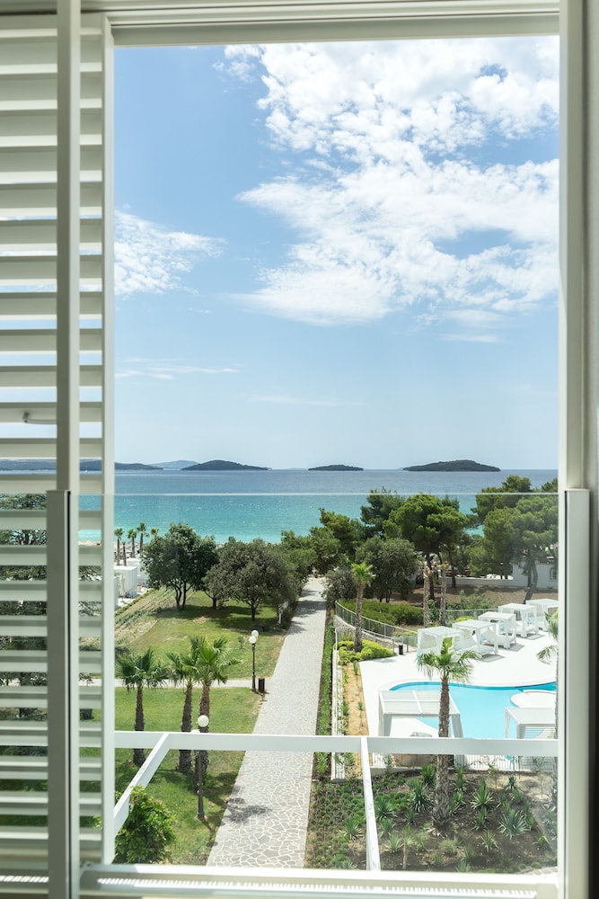 Amadria Park Beach Hotel Jure — Swimming pool in Šibenik, Šibenik-Knin
