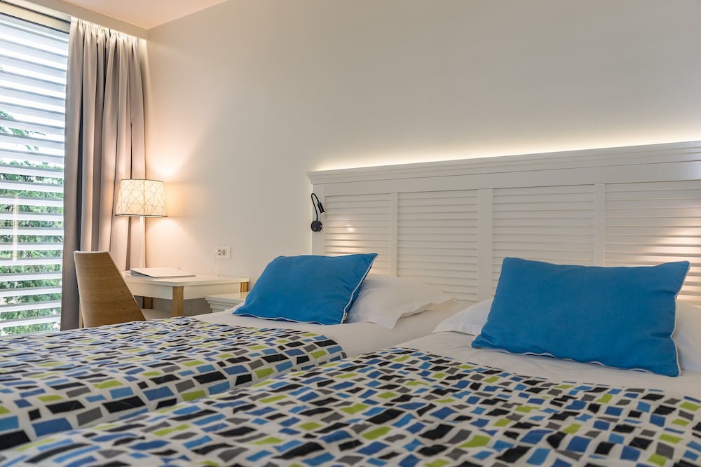 Amadria Park Beach Hotel Jure — Hotel rooms in Šibenik, Šibenik-Knin