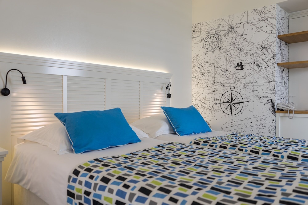 Amadria Park Beach Hotel Jure — Hotel rooms in Šibenik, Šibenik-Knin