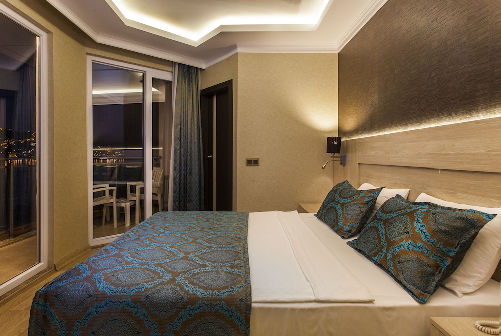 Parador Beach Hotel — Hotel rooms in Alanya
