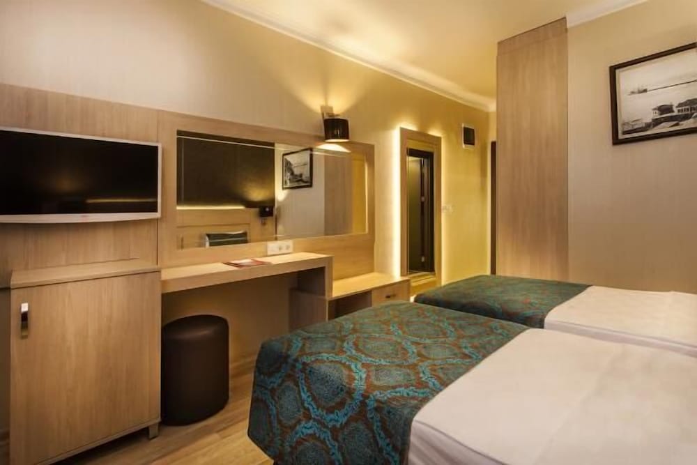 Parador Beach Hotel — Hotel rooms in Alanya