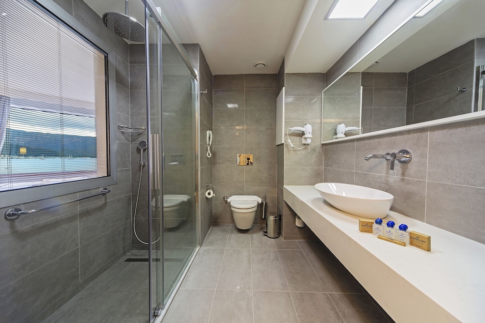Poseidon Hotel - Adults Only — Hotel rooms in Marmaris, Mugla