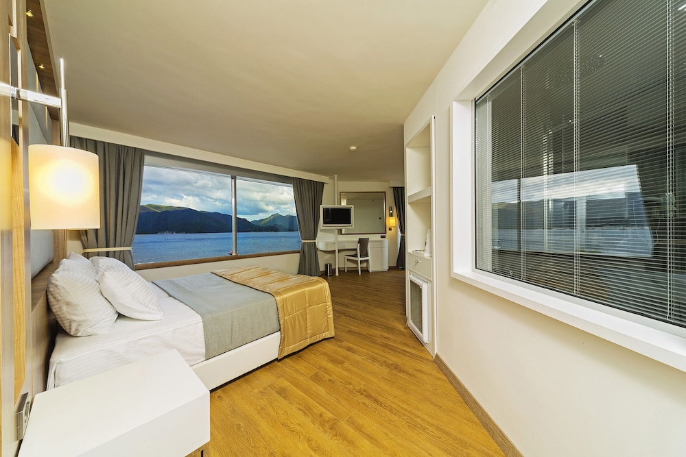 Poseidon Hotel - Adults Only — Hotel rooms in Marmaris, Mugla