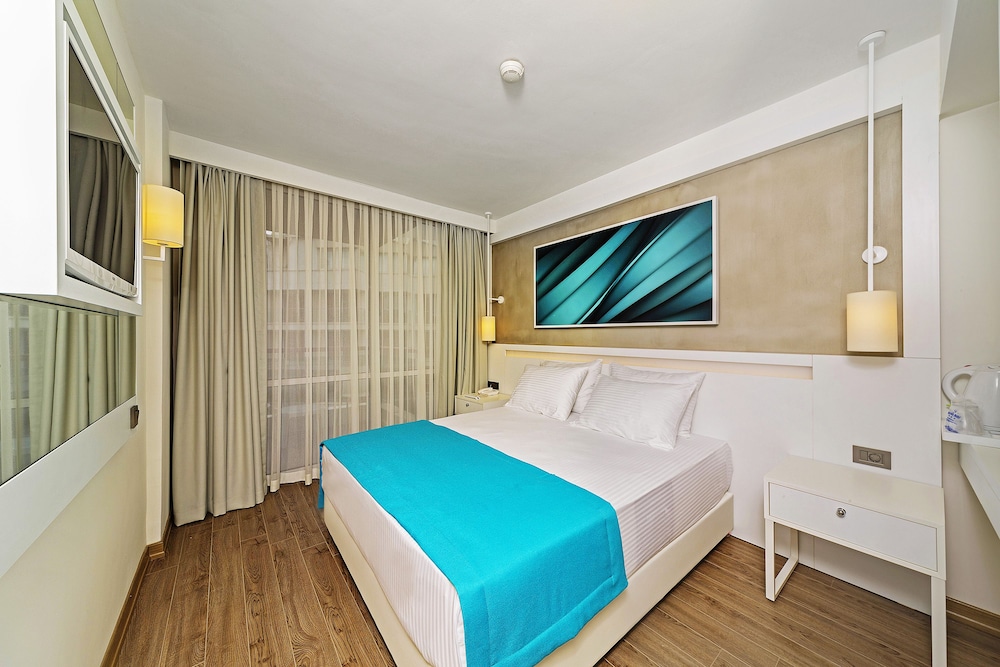 Poseidon Hotel - Adults Only — Hotel rooms in Marmaris, Mugla