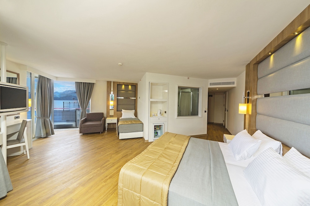 Poseidon Hotel - Adults Only — Hotel rooms in Marmaris, Mugla