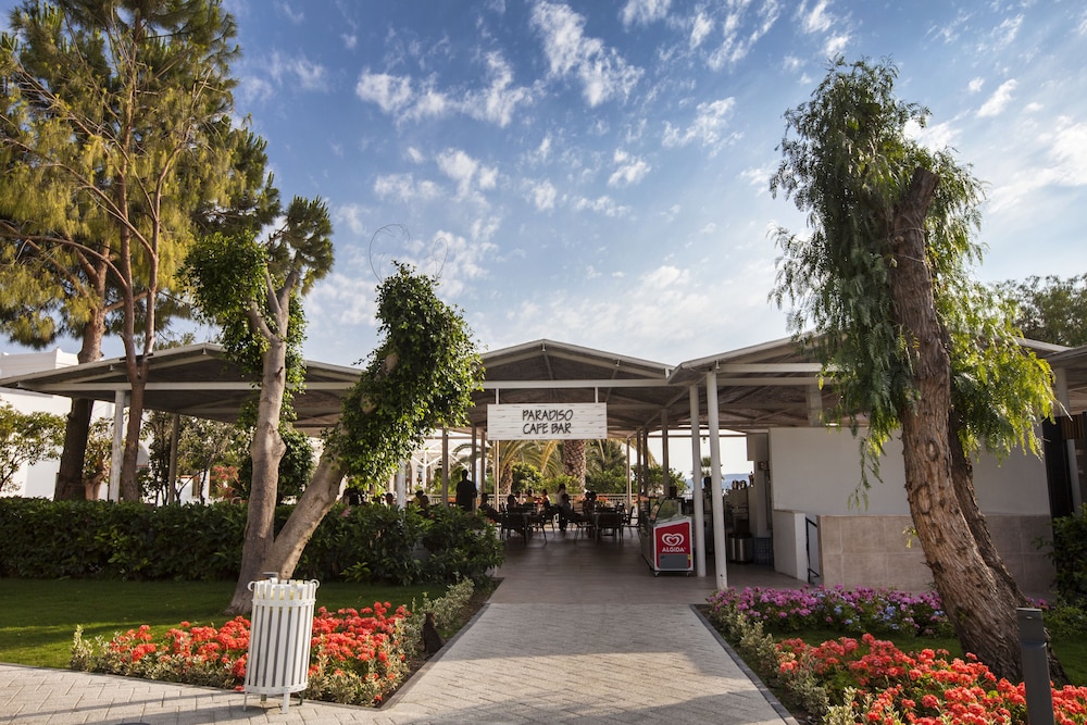 Labranda TMT Bodrum - All Inclusive — Restaurant & bars in Bodrum, Mugla