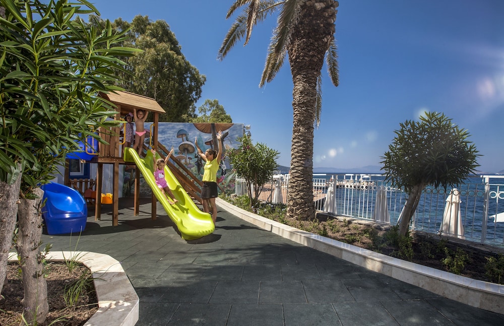 Labranda TMT Bodrum - All Inclusive — Attractions for children in Bodrum, Mugla