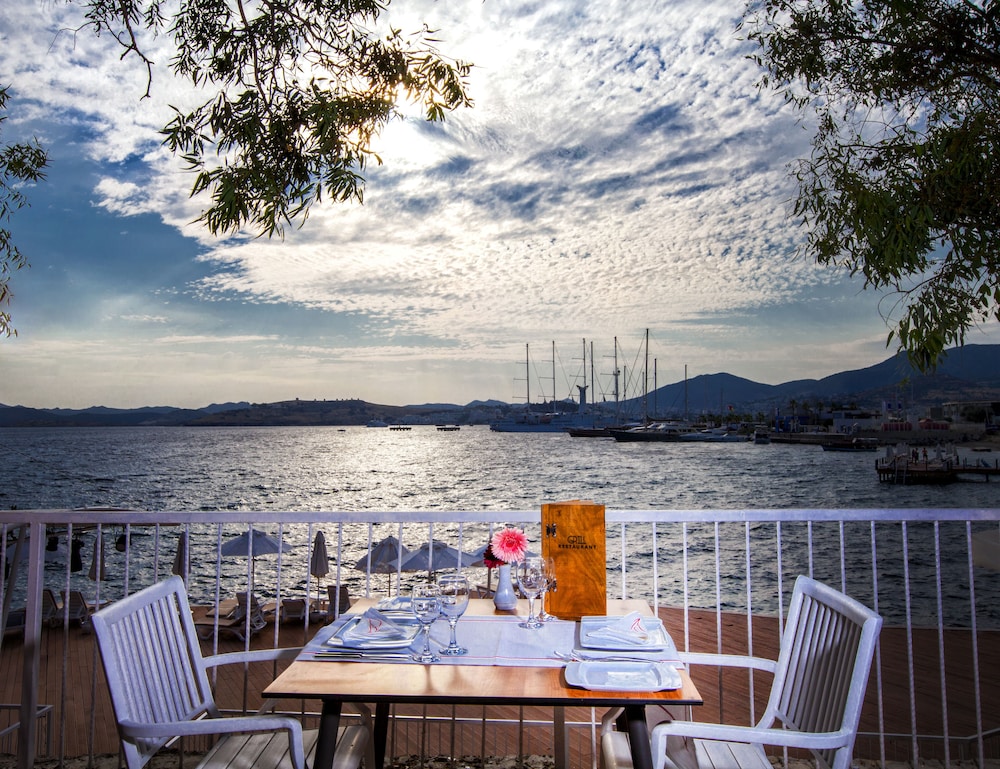 Labranda TMT Bodrum - All Inclusive — Restaurant & bars in Bodrum, Mugla
