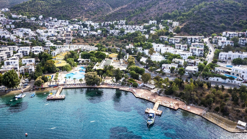 Labranda TMT Bodrum - All Inclusive — Beach in Bodrum, Mugla