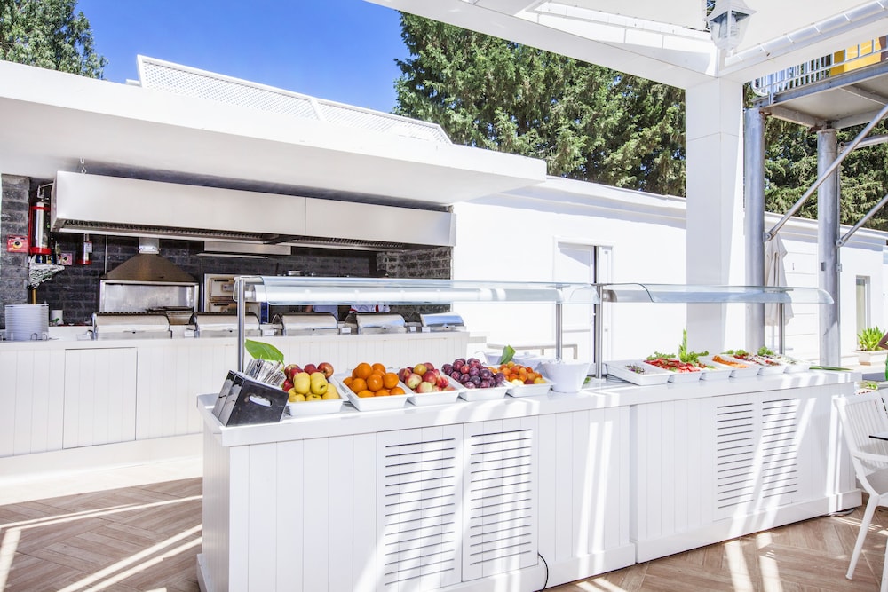 Labranda TMT Bodrum - All Inclusive — Restaurant & bars in Bodrum, Mugla