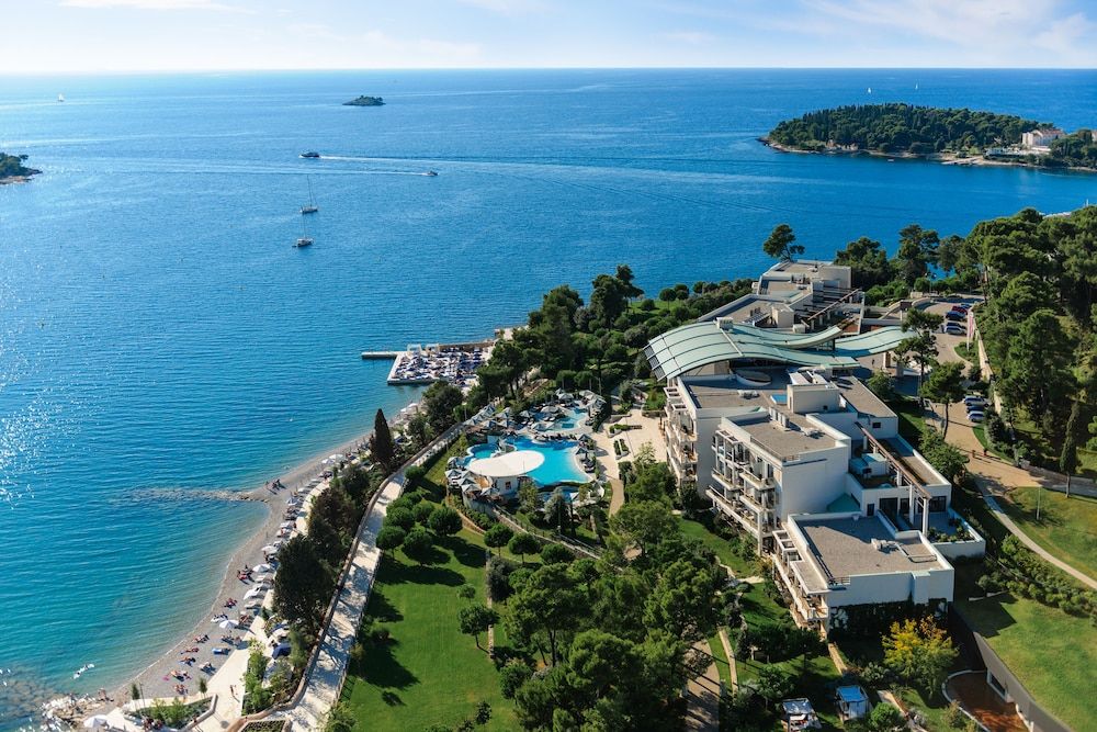 Monte Mulini Adults Exclusive Hotel by Maistra Collection image
