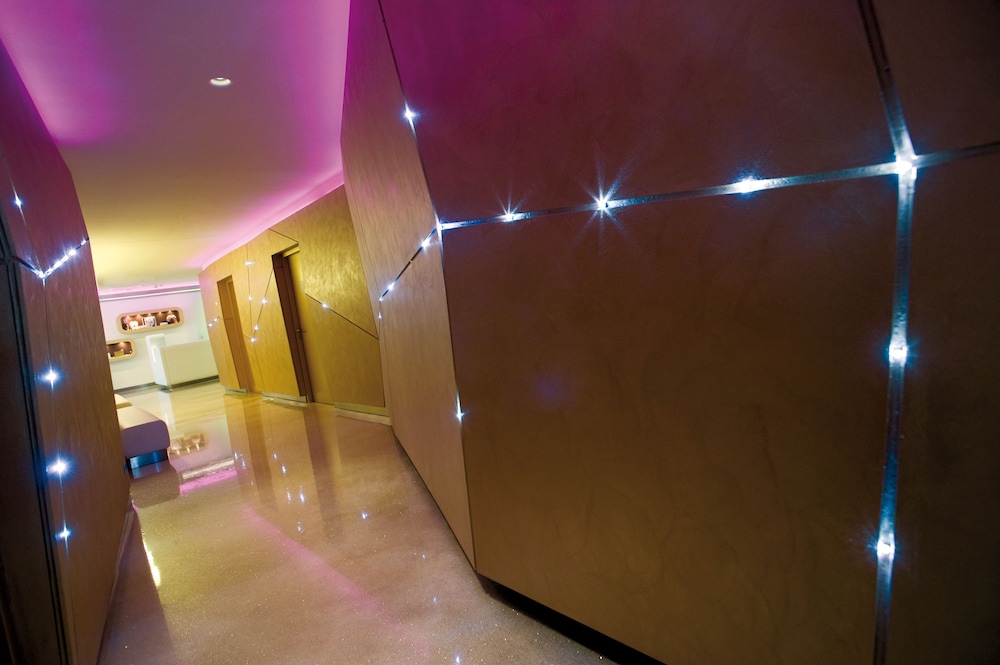Monte Mulini Adults Exclusive Hotel by Maistra Collection — Hotel building in Rovinj, Istria
