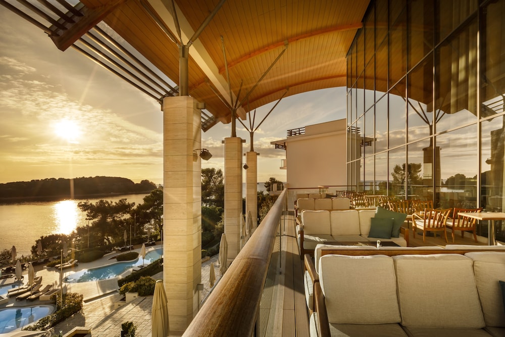 Monte Mulini Adults Exclusive Hotel by Maistra Collection — Restaurant & bars in Rovinj, Istria