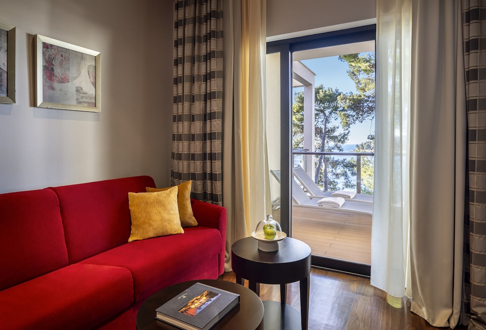 Monte Mulini Adults Exclusive Hotel by Maistra Collection — Hotel rooms in Rovinj, Istria