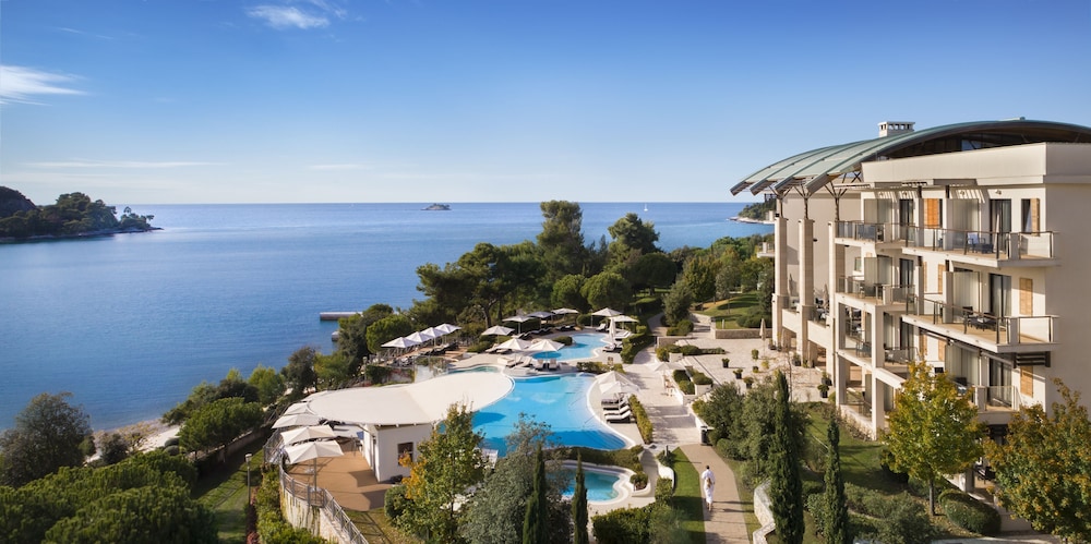 Monte Mulini Adults Exclusive Hotel by Maistra Collection — Swimming pool in Rovinj, Istria