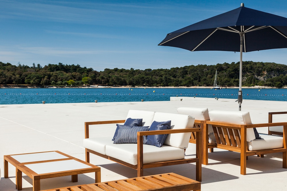 Monte Mulini Adults Exclusive Hotel by Maistra Collection — Beach in Rovinj, Istria