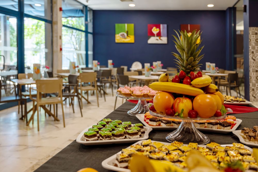 BSA Hotel Holiday Park — Restaurant & bars in Golden Sands, Varna Region