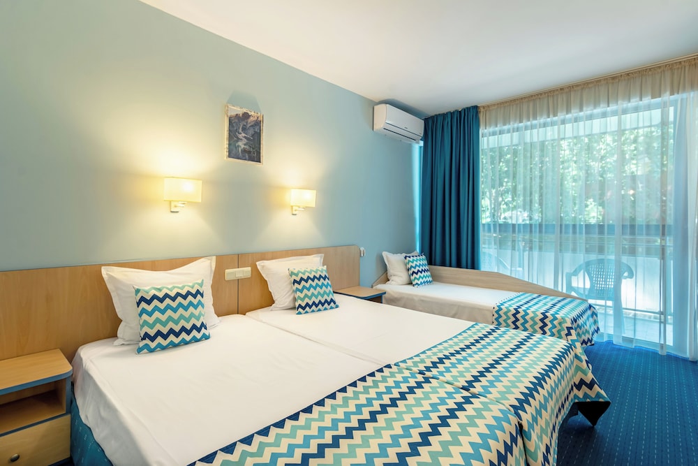 BSA Hotel Holiday Park — Hotel rooms in Golden Sands, Varna Region