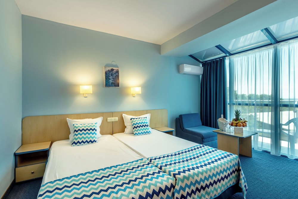 BSA Hotel Holiday Park — Hotel rooms in Golden Sands, Varna Region