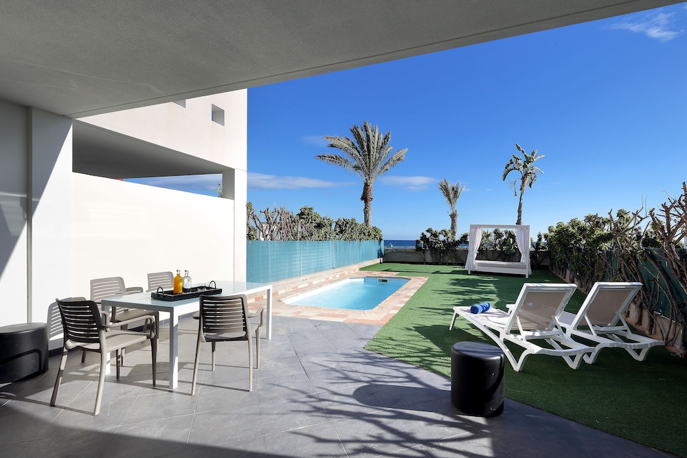 Eurostars Las Salinas — Swimming pool in Costa de Antigua, Canary Islands