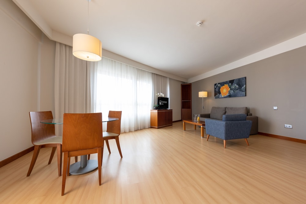 Eurostars Las Salinas — Hotel rooms in Costa de Antigua, Canary Islands