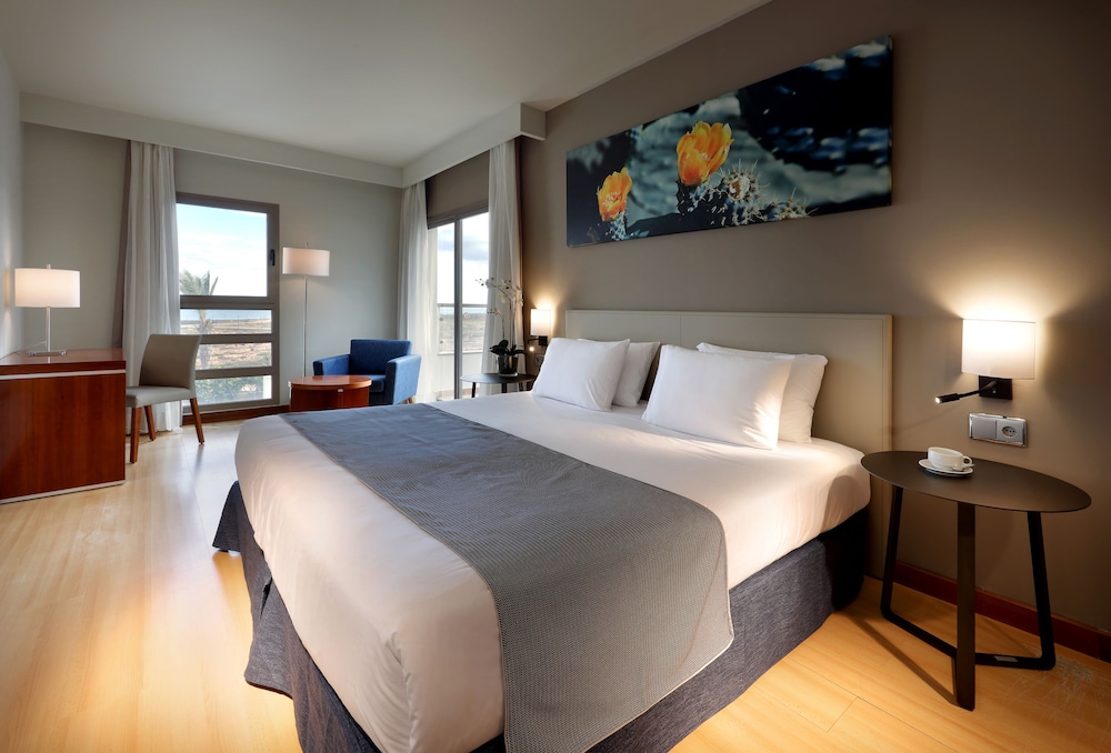 Eurostars Las Salinas — Hotel rooms in Costa de Antigua, Canary Islands